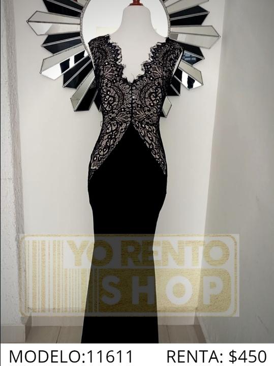 Vestido corte sirena, encaje en la parte de arriba (negro) YoRentoShop.com Envío a domicilio en: Aguascalientes, Baja California, Baja California Sur, Campeche, Chiapas, Chihuahua, Coahuila, Colima, Distrito Federal, Durango, Estado de México, Guanajuato, Guerrero, Hidalgo, Jalisco, Michoacán, Morelos, Nayarit, Nuevo León, Oaxaca, Puebla, Querétaro, Quintana Roo, San Luis Potosí, Sinaloa, Sonora, Tabasco, Tamaulipas, Tlaxcala, Veracruz, Yucatán. 341 413 3313