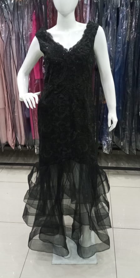 Vestido escote V con falda en paneles (negro) YoRentoShop.com Envío a domicilio en: Aguascalientes, Baja California, Baja California Sur, Campeche, Chiapas, Chihuahua, Coahuila, Colima, Distrito Federal, Durango, Estado de México, Guanajuato, Guerrero, Hidalgo, Jalisco, Michoacán, Morelos, Nayarit, Nuevo León, Oaxaca, Puebla, Querétaro, Quintana Roo, San Luis Potosí, Sinaloa, Sonora, Tabasco, Tamaulipas, Tlaxcala, Veracruz, Yucatán. 341 413 3313