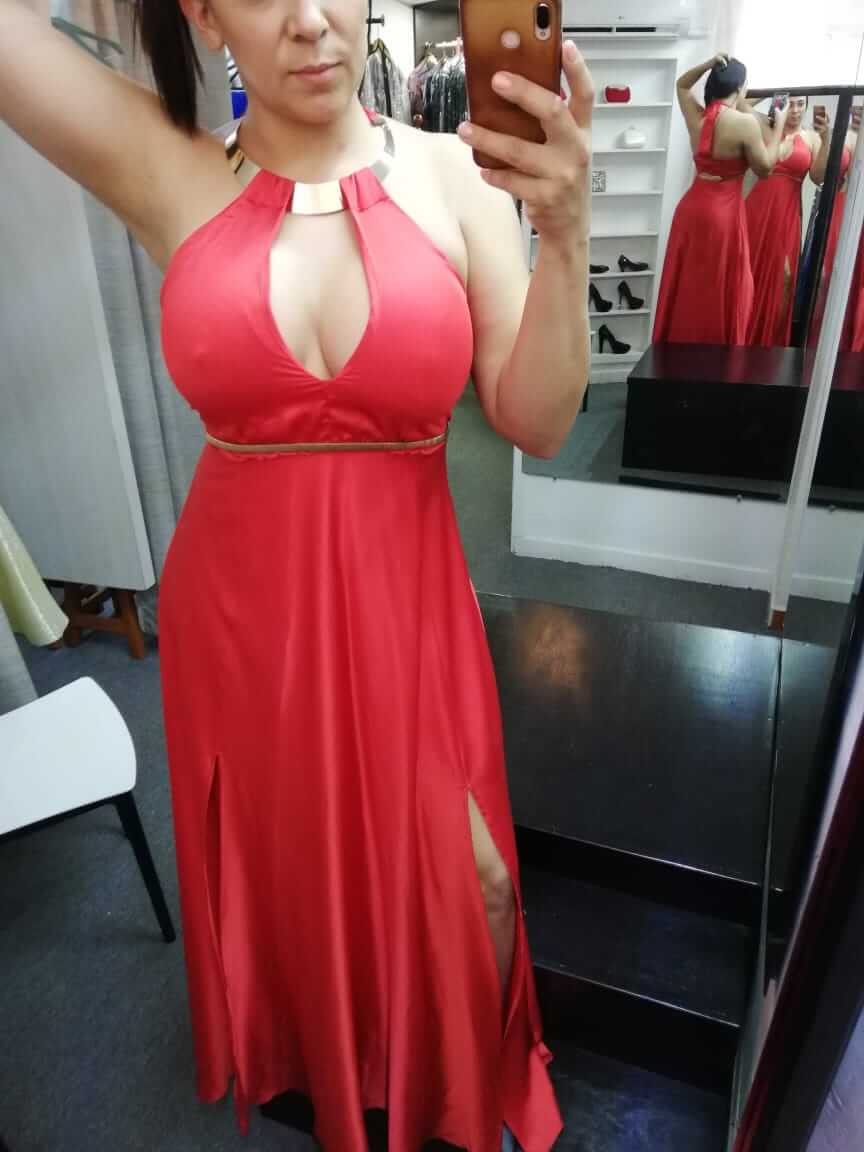 Vestido rojo sexy collar dorado escote halter YoRentoShop.com Envío a domicilio en: Aguascalientes, Baja California, Baja California Sur, Campeche, Chiapas, Chihuahua, Coahuila, Colima, Distrito Federal, Durango, Estado de México, Guanajuato, Guerrero, Hidalgo, Jalisco, Michoacán, Morelos, Nayarit, Nuevo León, Oaxaca, Puebla, Querétaro, Quintana Roo, San Luis Potosí, Sinaloa, Sonora, Tabasco, Tamaulipas, Tlaxcala, Veracruz, Yucatán. 341 413 3313