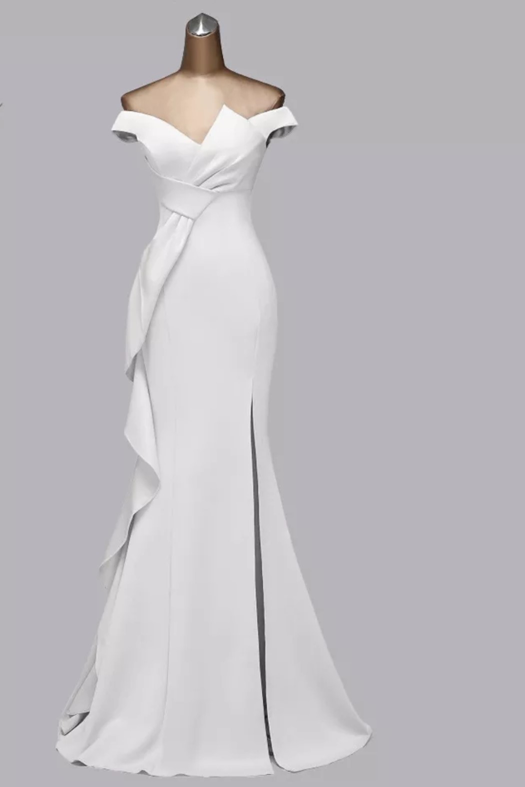 Vestido Blanco con moño de costado y olan YoRentoShop.com Envío a domicilio en: Aguascalientes, Baja California, Baja California Sur, Campeche, Chiapas, Chihuahua, Coahuila, Colima, Distrito Federal, Durango, Estado de México, Guanajuato, Guerrero, Hidalgo, Jalisco, Michoacán, Morelos, Nayarit, Nuevo León, Oaxaca, Puebla, Querétaro, Quintana Roo, San Luis Potosí, Sinaloa, Sonora, Tabasco, Tamaulipas, Tlaxcala, Veracruz, Yucatán. 341 413 3313